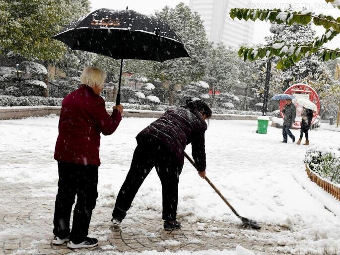 梦见扫雪