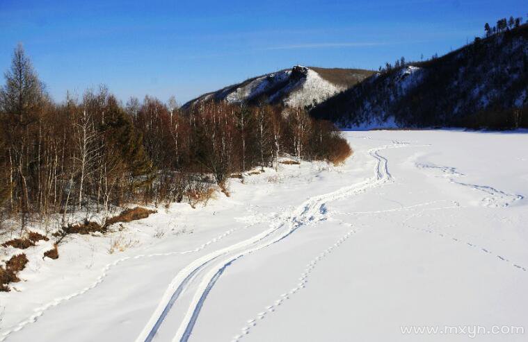 梦见在雪地里走