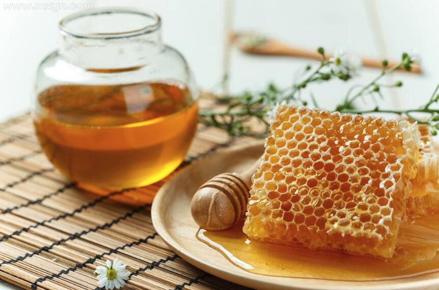 梦见吃蜂蜜