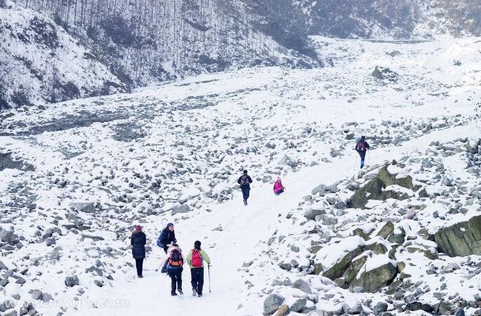 孕妇梦见雪地