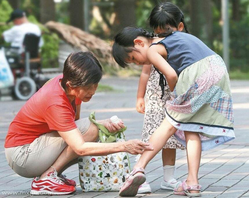 女人梦见被虫咬