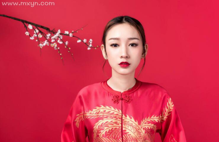 已婚女人梦见自己再婚