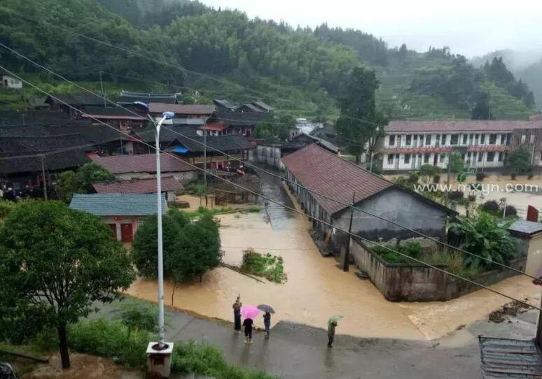 梦见山洪暴发成功脱险