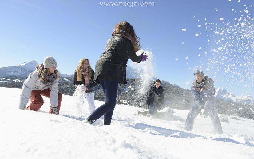 梦见打雪仗